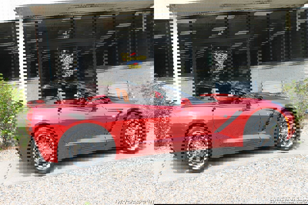 Used 2015 Chevrolet Corvette Stingray Convertible w/ 2LT Preferred Equipment Group image 20