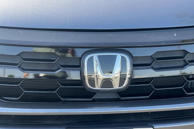 Used 2025 Honda Odyssey Touring image 37