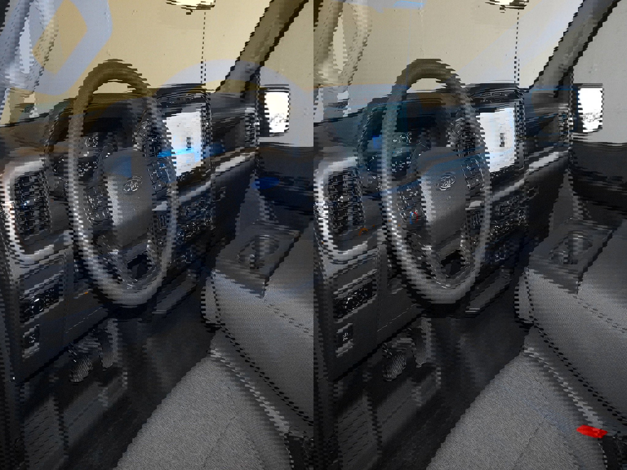 Used 2024 Ford F150 XL image 23