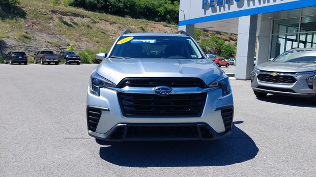 Used 2025 Subaru Ascent Premium AWD/4WD image 9