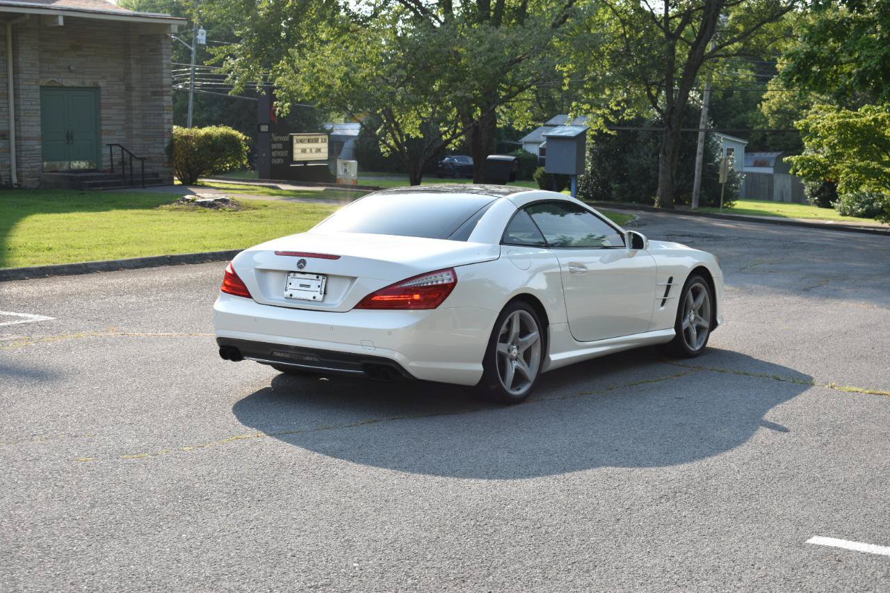 Used 2016 Mercedes-Benz SL 550 image 11