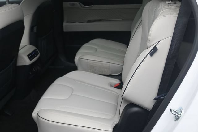 Used 2025 Hyundai Palisade Calligraphy AWD/4WD image 17