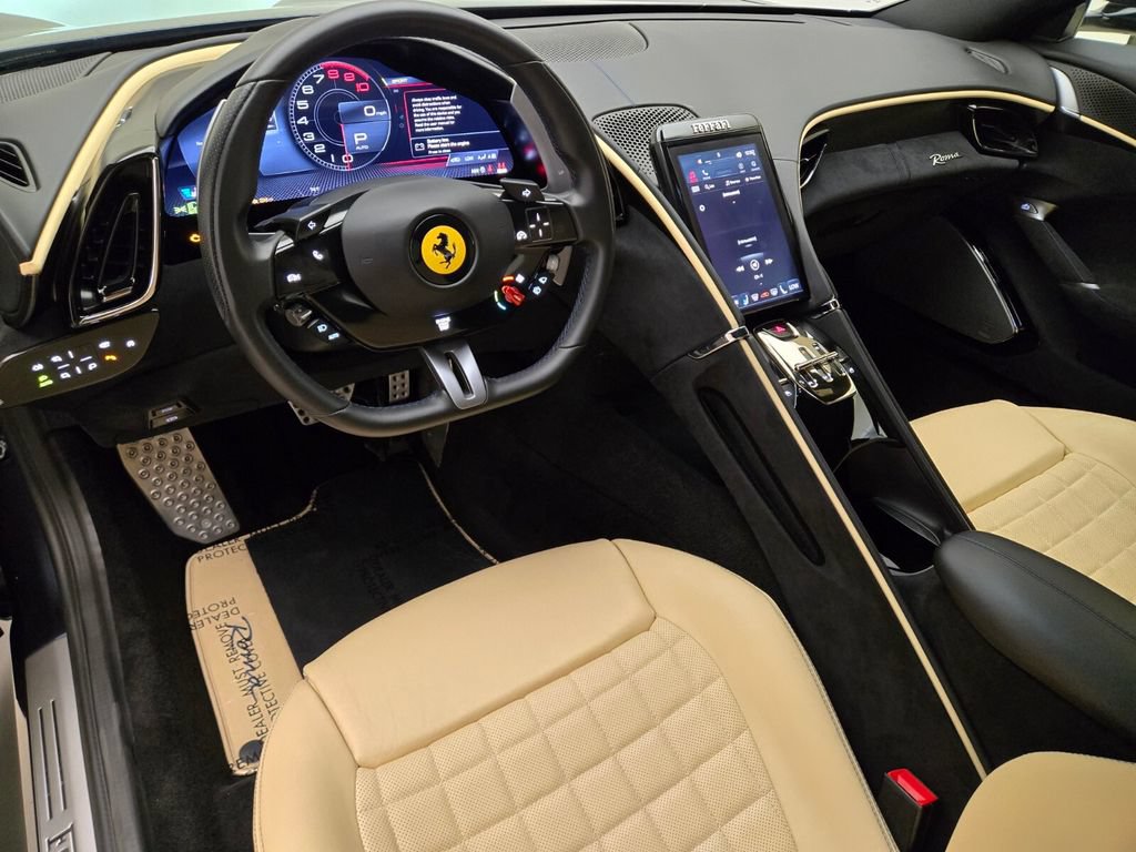 Used 2021 Ferrari Roma RWD image 20