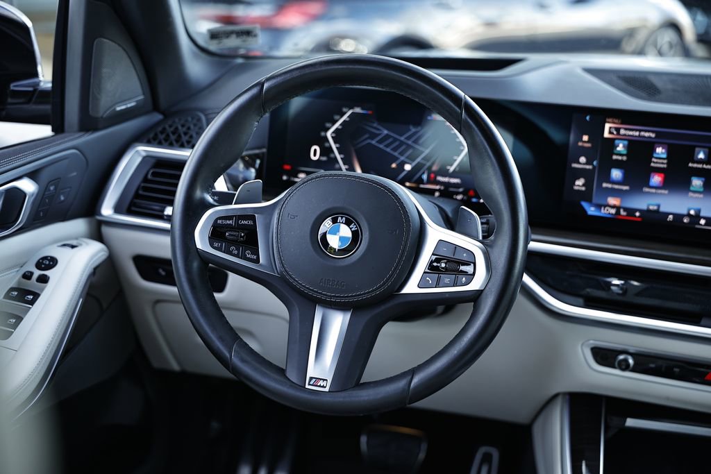Used 2024 BMW X5 xDrive40i w/ M Sport Package AWD/4WD image 29