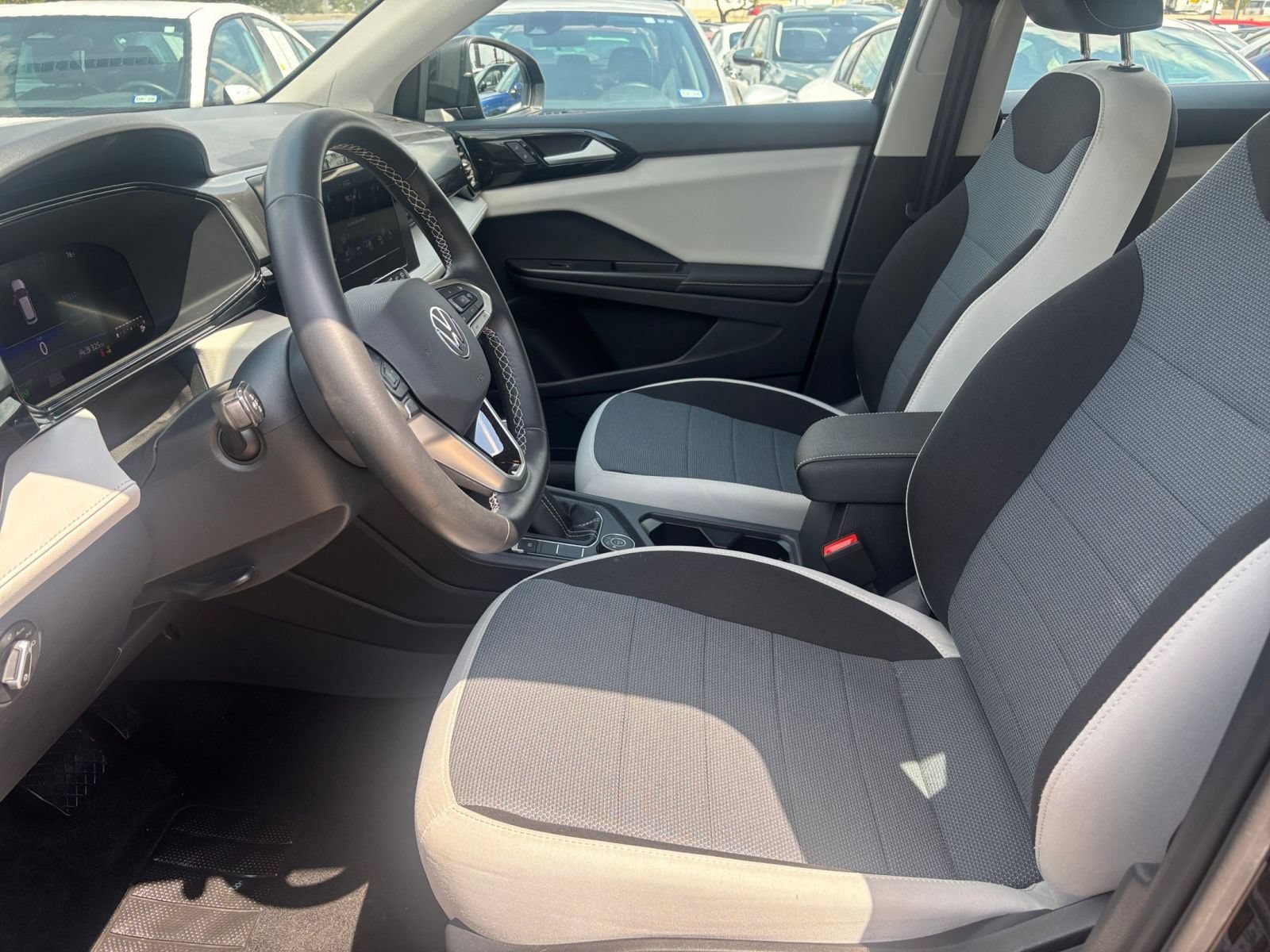 Used 2026 Volkswagen Taos S AWD/4WD image 19