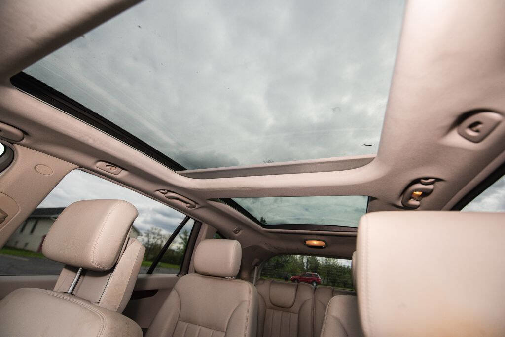 Used 2007 Mercedes-Benz R 350 4MATIC image 12