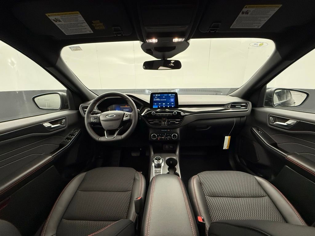 New 2026 Ford Escape ST-Line w/ Cold Weather Package AWD/4WD image 3