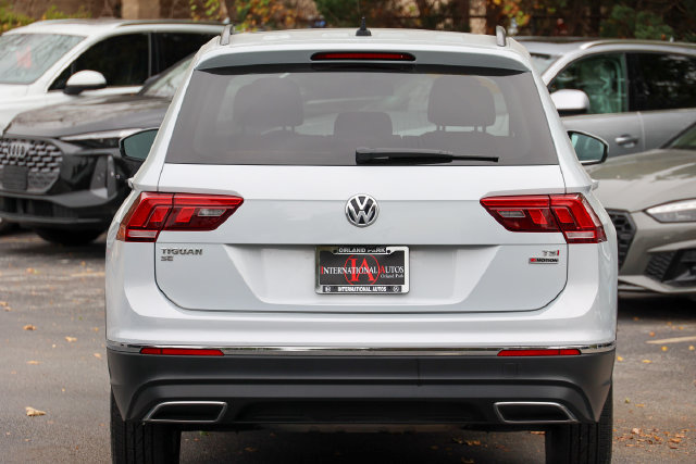 Used 2018 Volkswagen Tiguan SE w/ Panoramic Sunroof Package AWD/4WD image 22