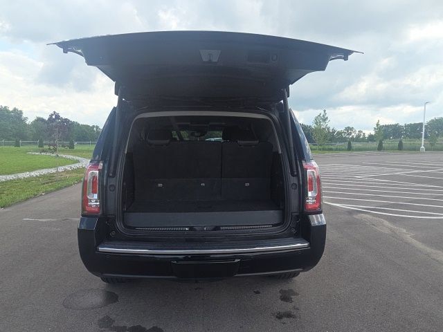 Used 2019 GMC Yukon Denali w/ Denali Ultimate Package AWD/4WD image 12