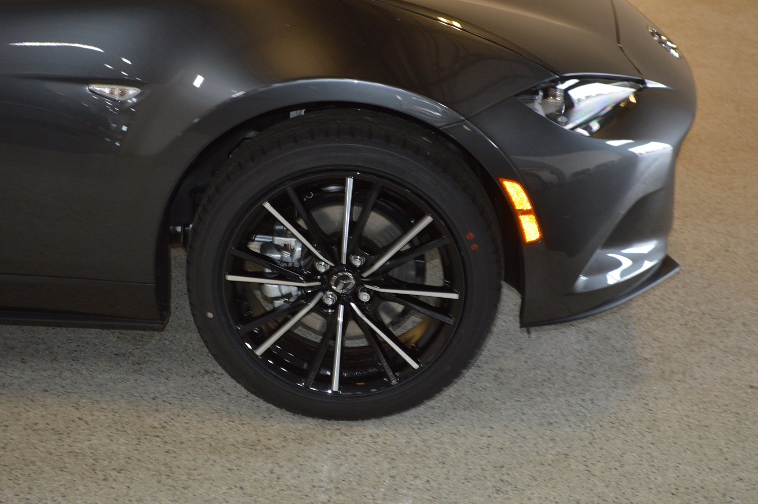 New 2026 MAZDA MX-5 Miata Grand Touring w/ Weather Package RWD image 9