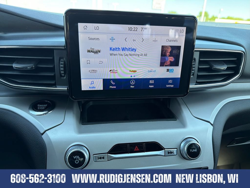 Used 2024 Ford Explorer XLT w/ Equipment Group 202A AWD/4WD image 18