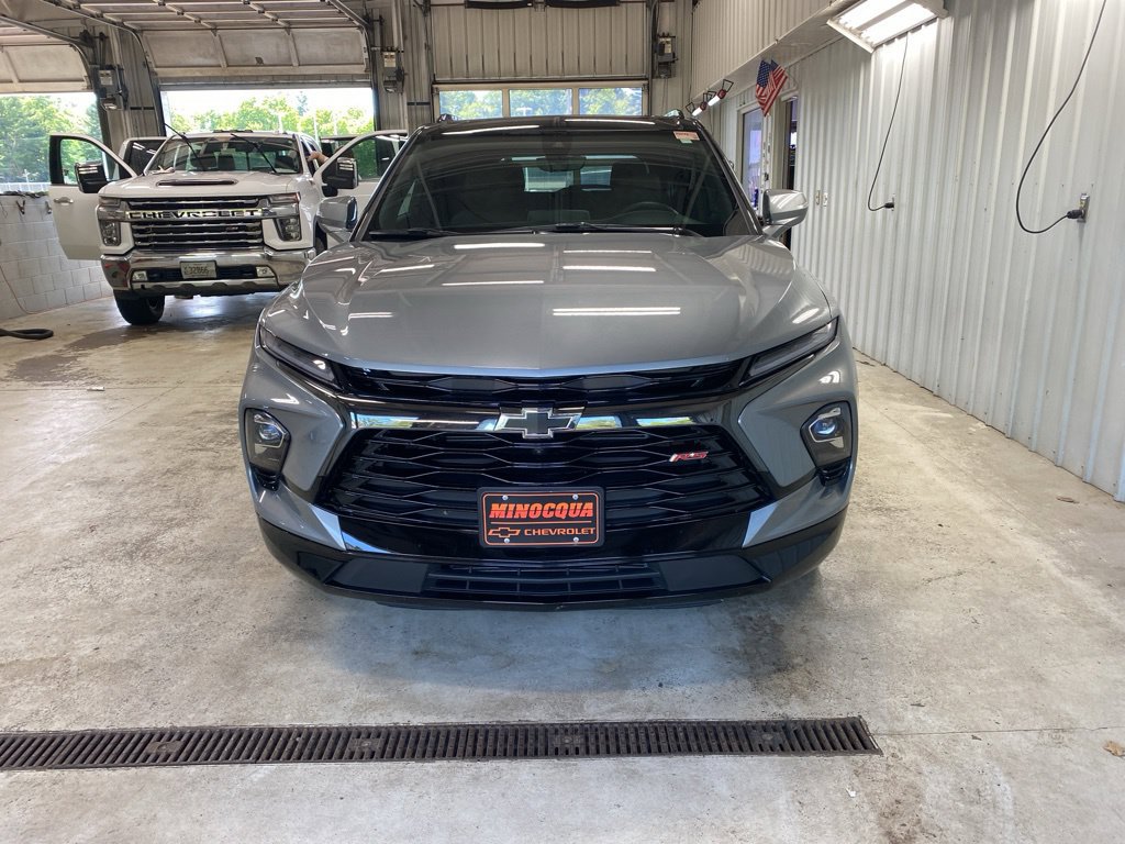 Certified 2026 Chevrolet Blazer RS w/ Driver Confidence II Package AWD/4WD image 7