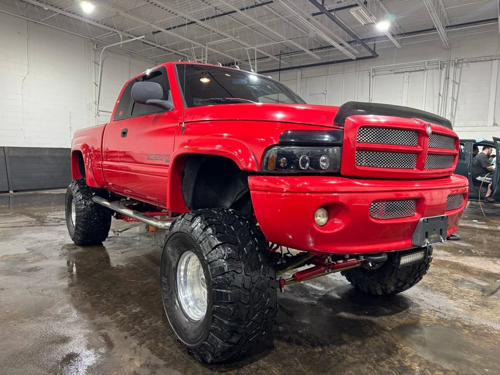Used 1999 Dodge Ram 2500 Truck ST image 3