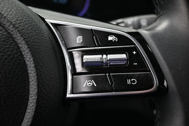Used 2025 Kia Seltos S FWD image 26