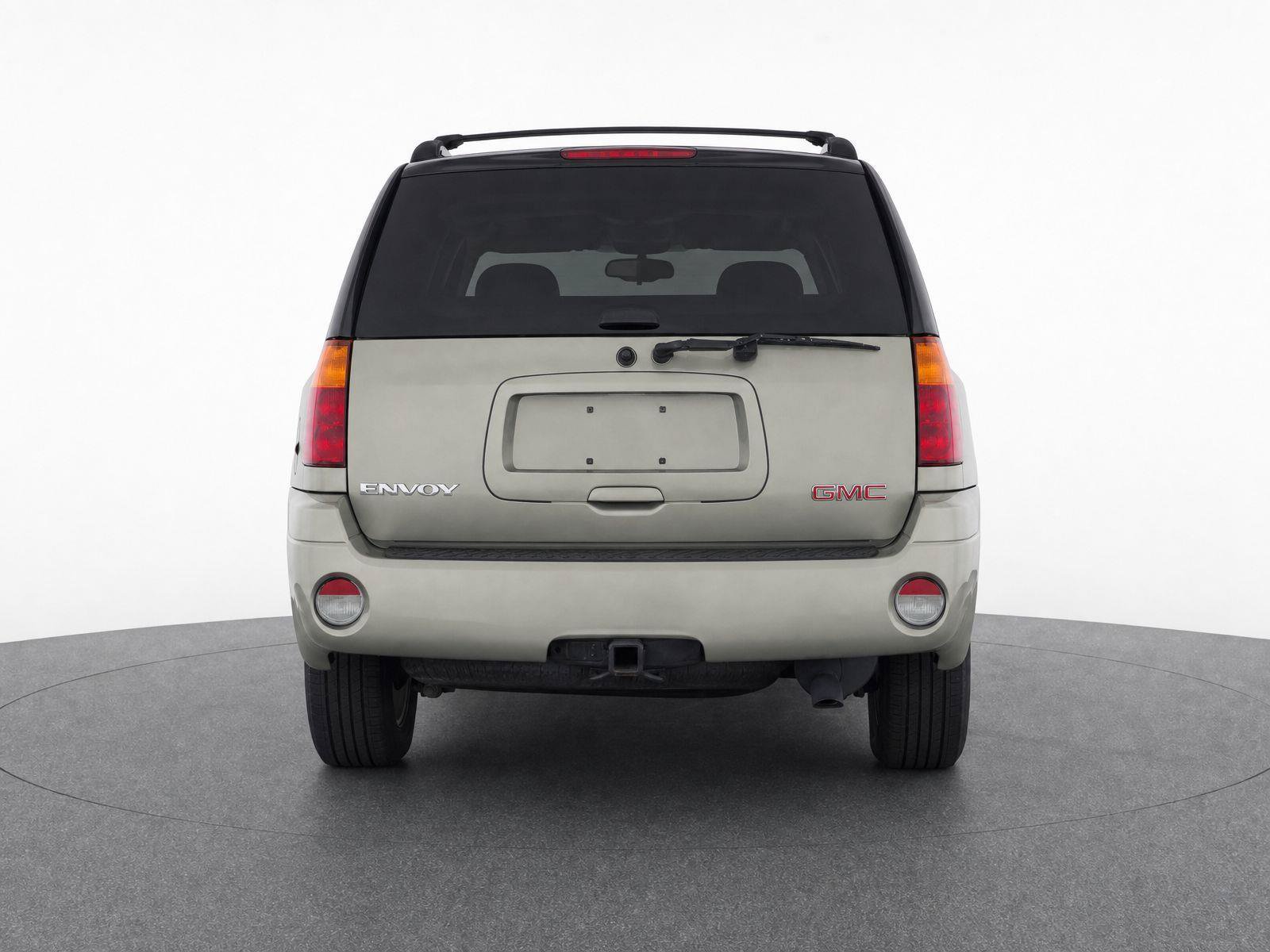 Used 2004 GMC Envoy SLT RWD image 10