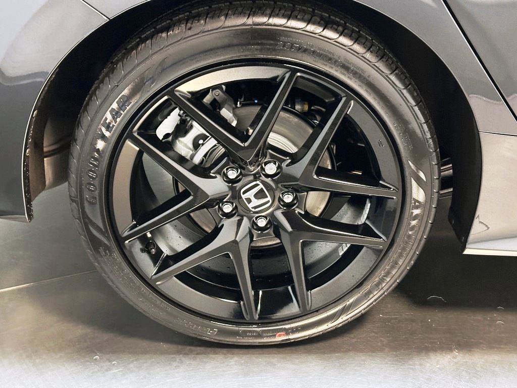 New 2026 Honda Civic FWD Hybrid Sedan image 10