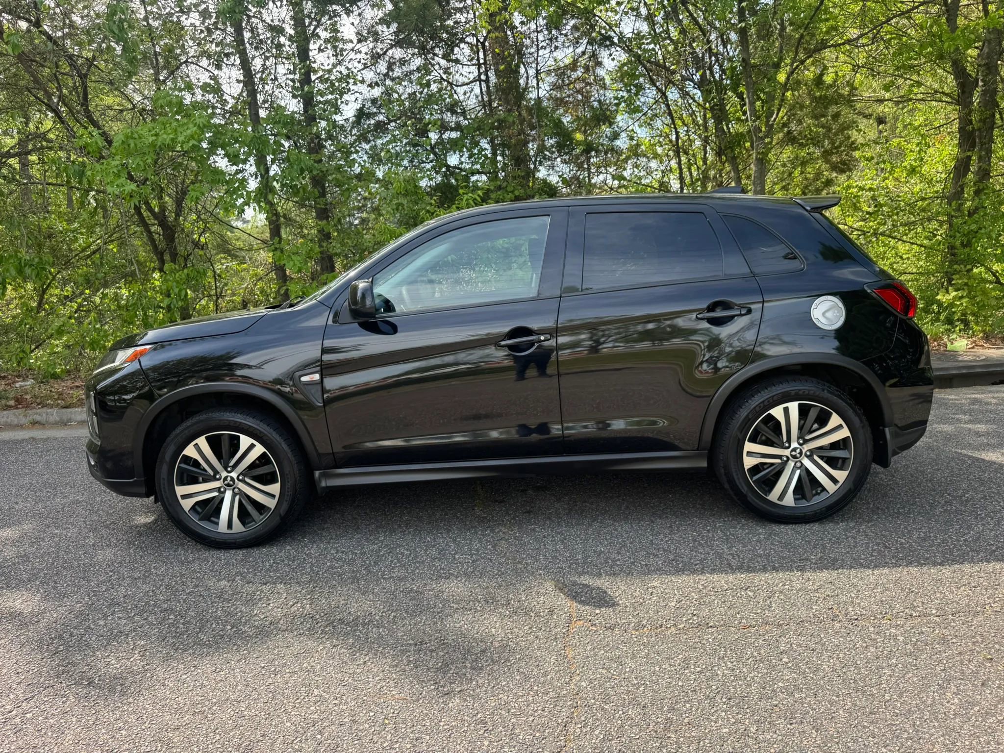Used 2020 Mitsubishi Outlander Sport ES FWD image 4