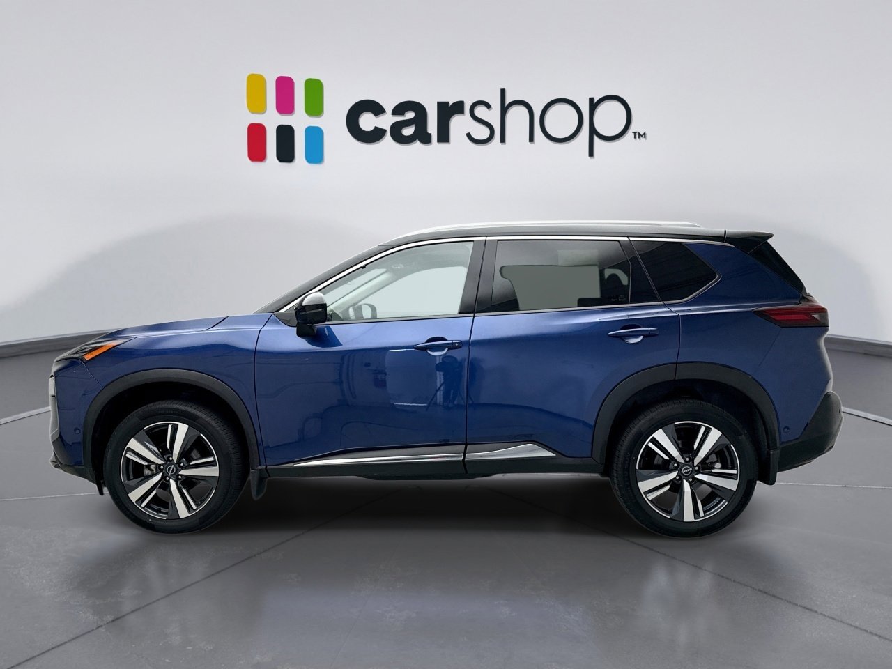Used 2023 Nissan Rogue SL w/ SL Premium Package AWD/4WD image 2