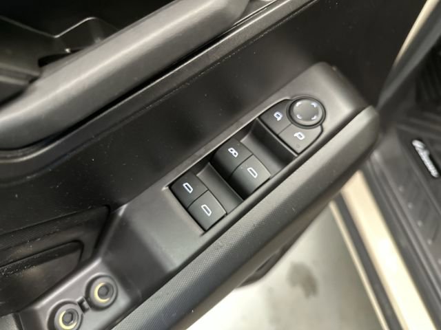 Used 2023 Chevrolet Colorado Trail Boss w/ Technology Package image 18