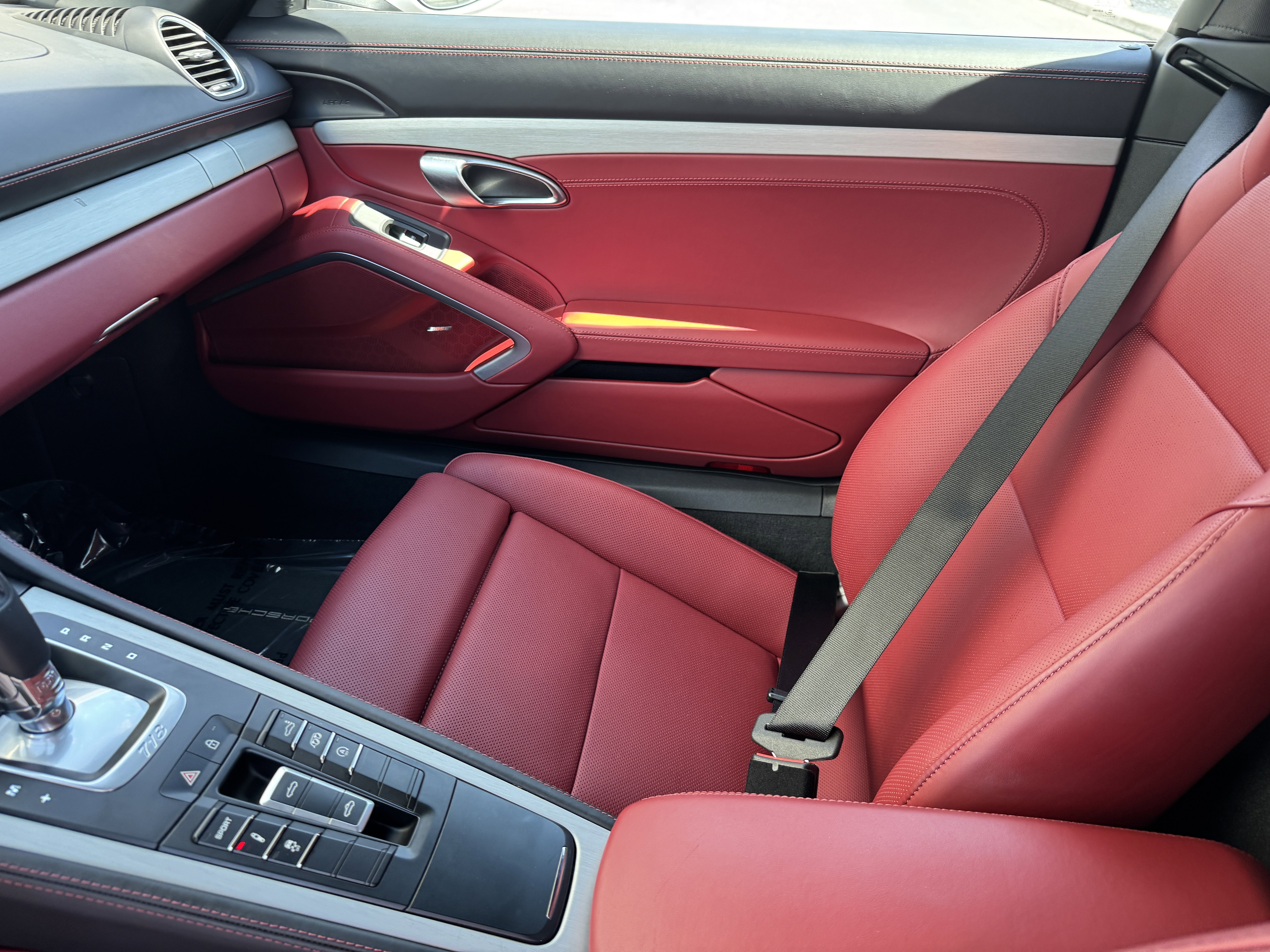 Certified 2025 Porsche 718 Boxster S image 17
