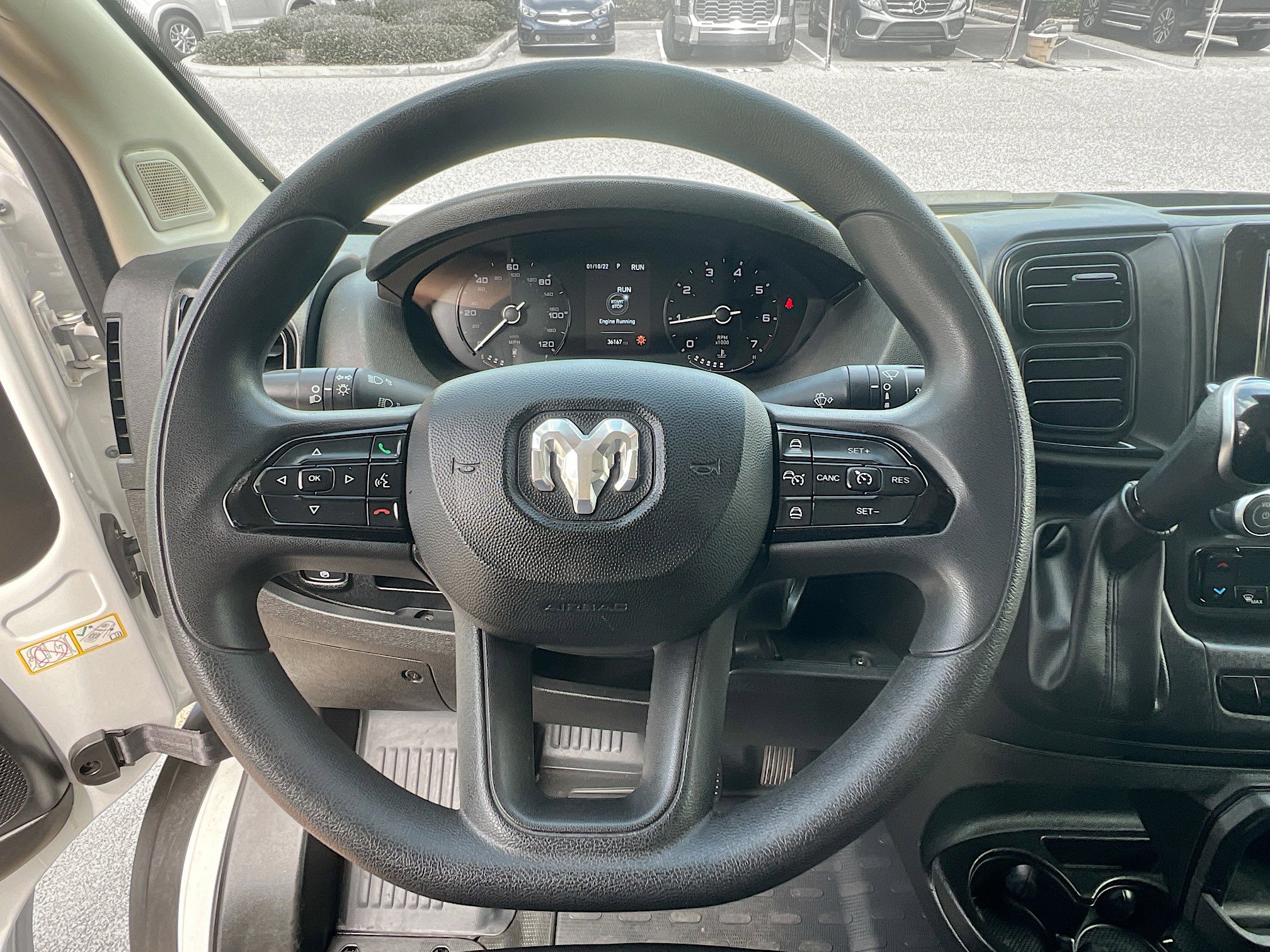 Used 2025 RAM ProMaster 2500 w/ Convenience Group image 17