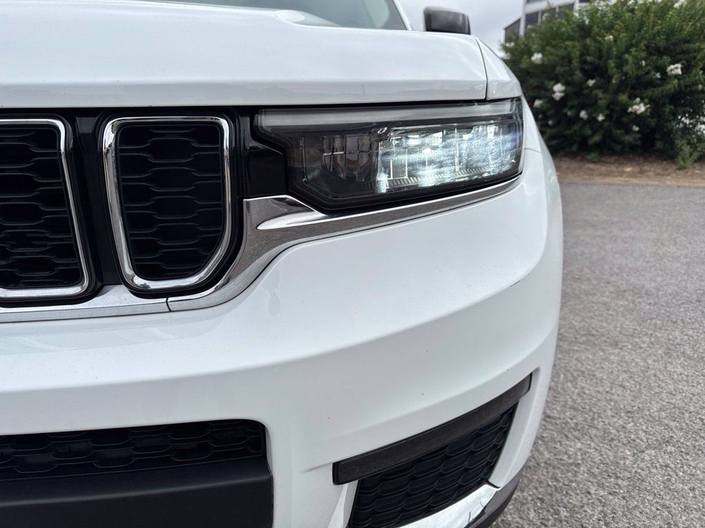 Used 2022 Jeep Grand Cherokee L Limited RWD image 9