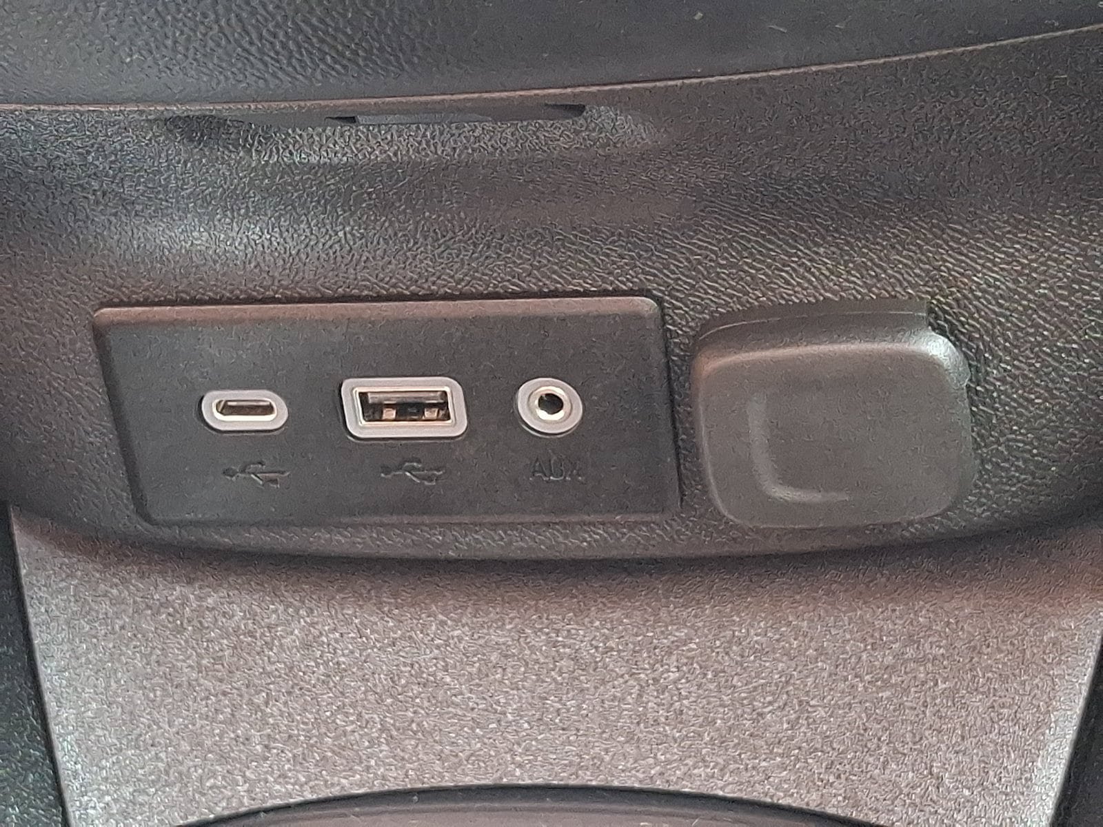 Used 2024 Chevrolet Malibu LT FWD image 25