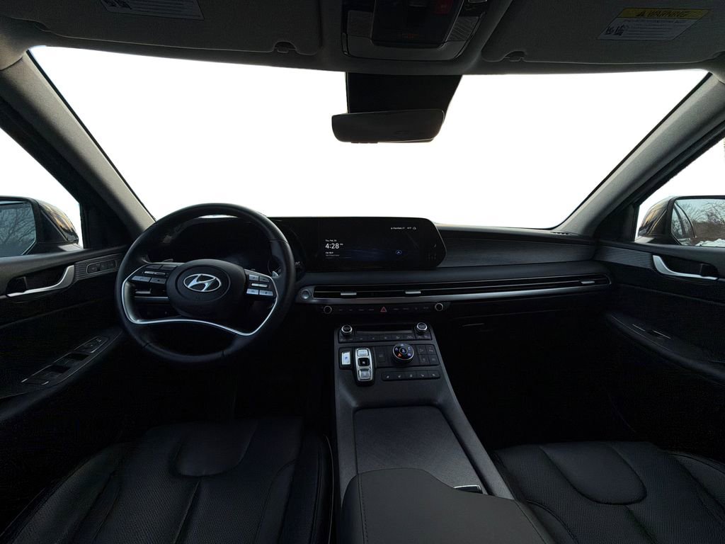 Used 2023 Hyundai Palisade Limited image 14