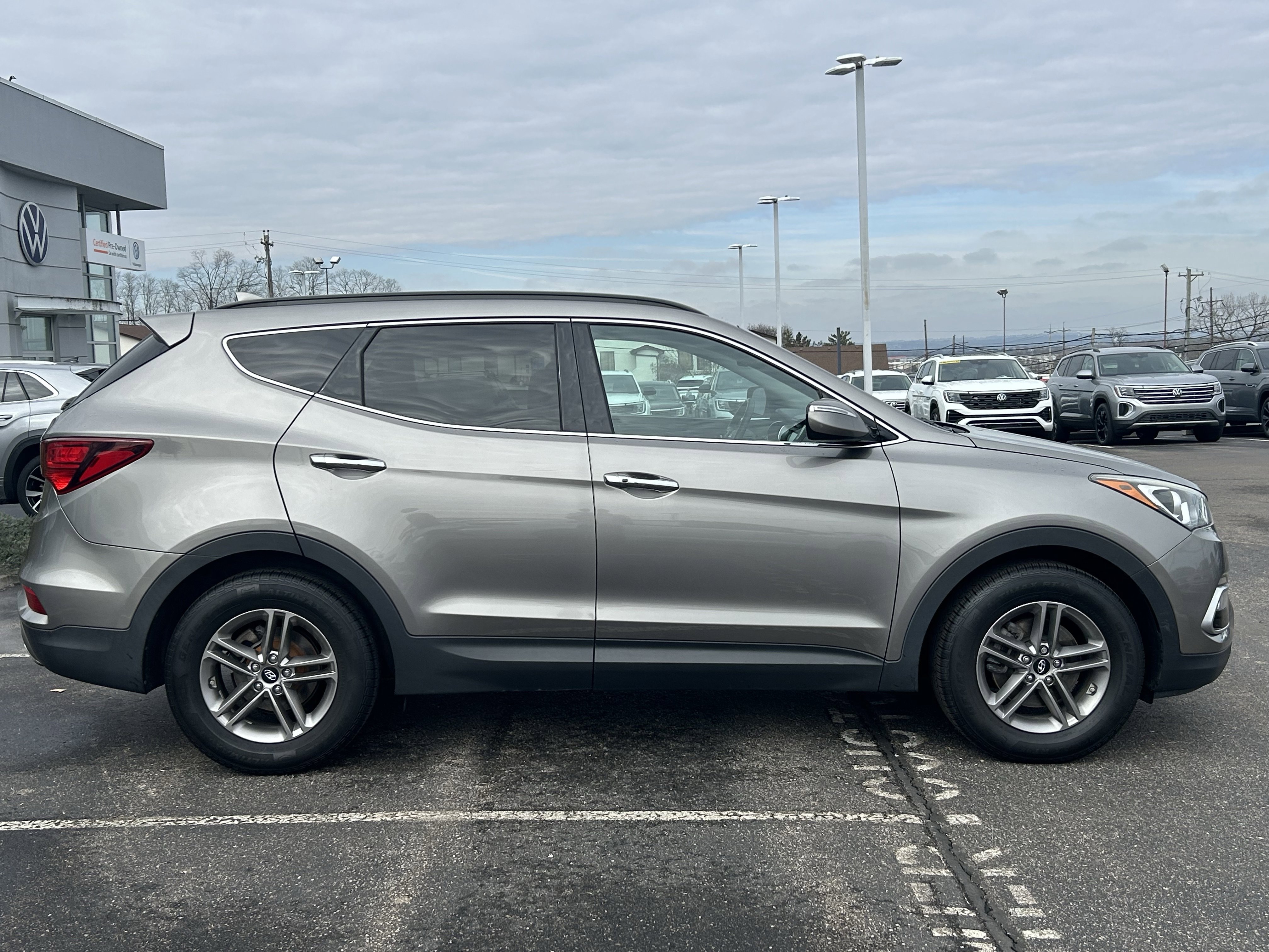 Used 2017 Hyundai Santa Fe Sport image 8