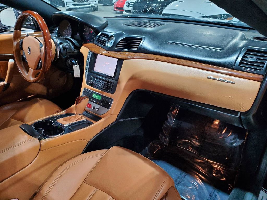 Used 2011 Maserati GranTurismo Coupe image 16