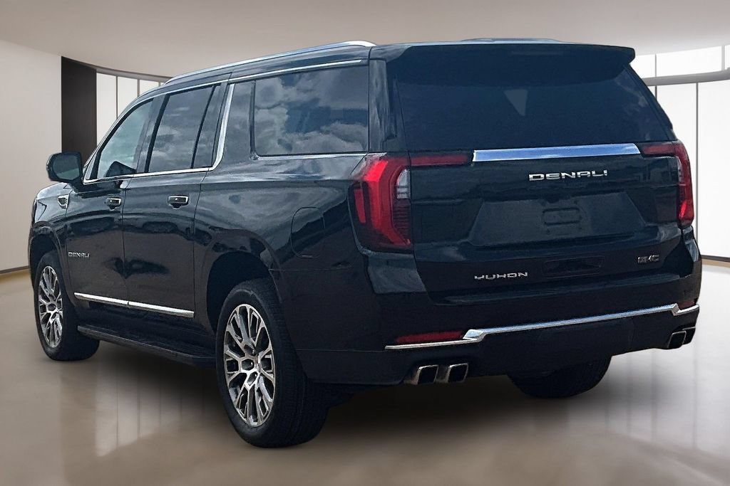 Used 2025 GMC Yukon XL Denali AWD/4WD image 12