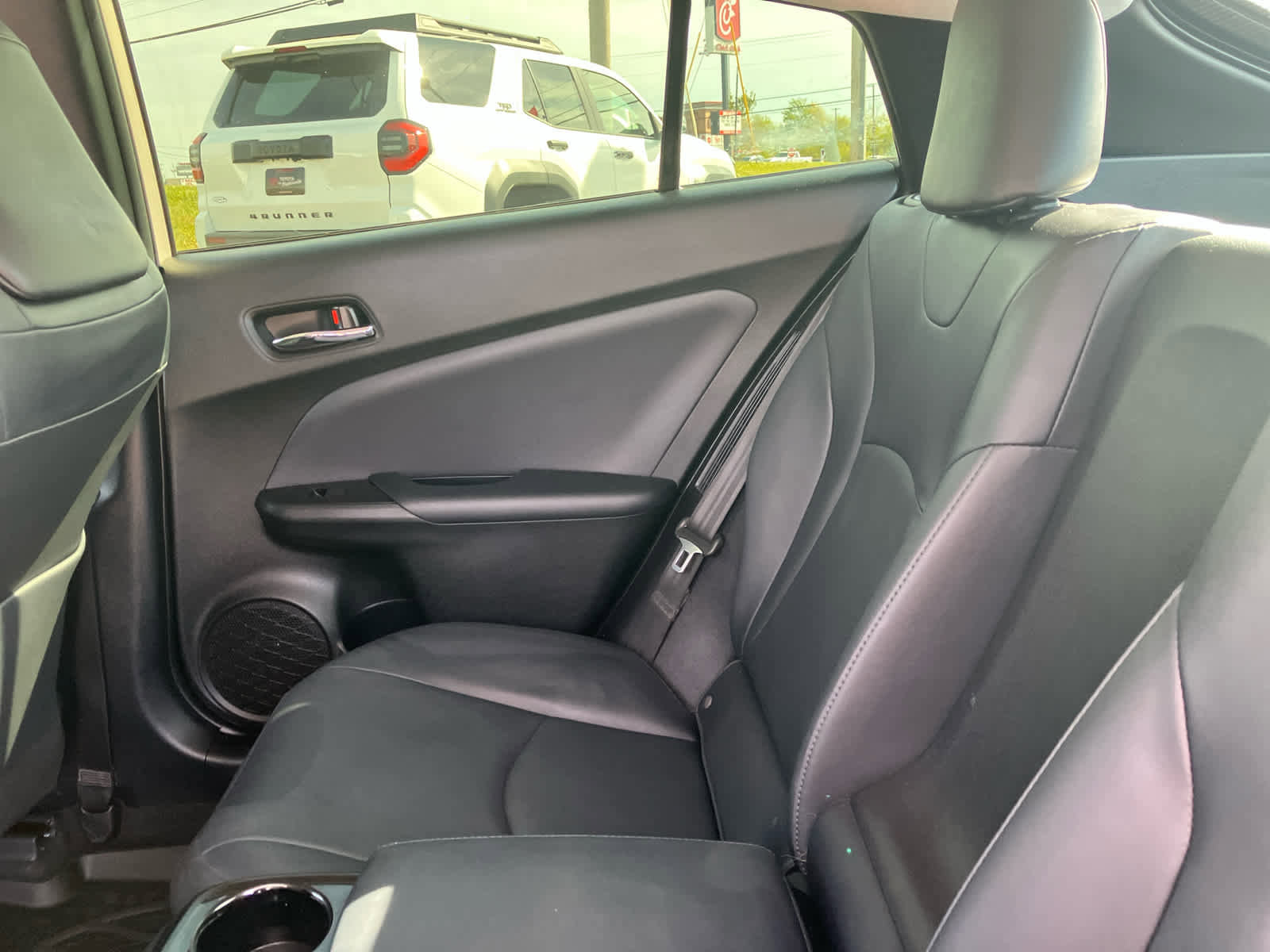 Used 2019 Toyota Prius Prime Advanced FWD image 32