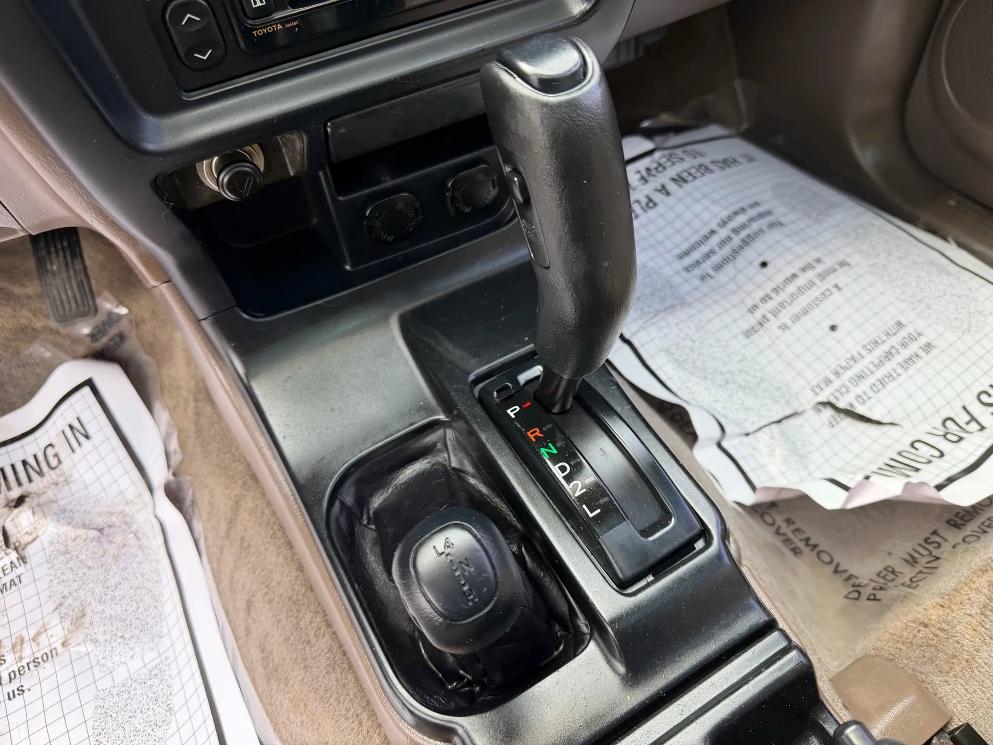 Used 2002 Toyota 4Runner SR5 image 16