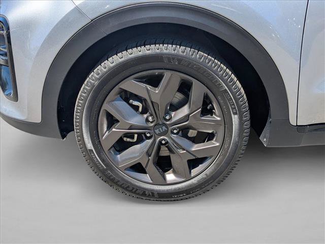Used 2022 Kia Sportage Nightfall Edition FWD image 25