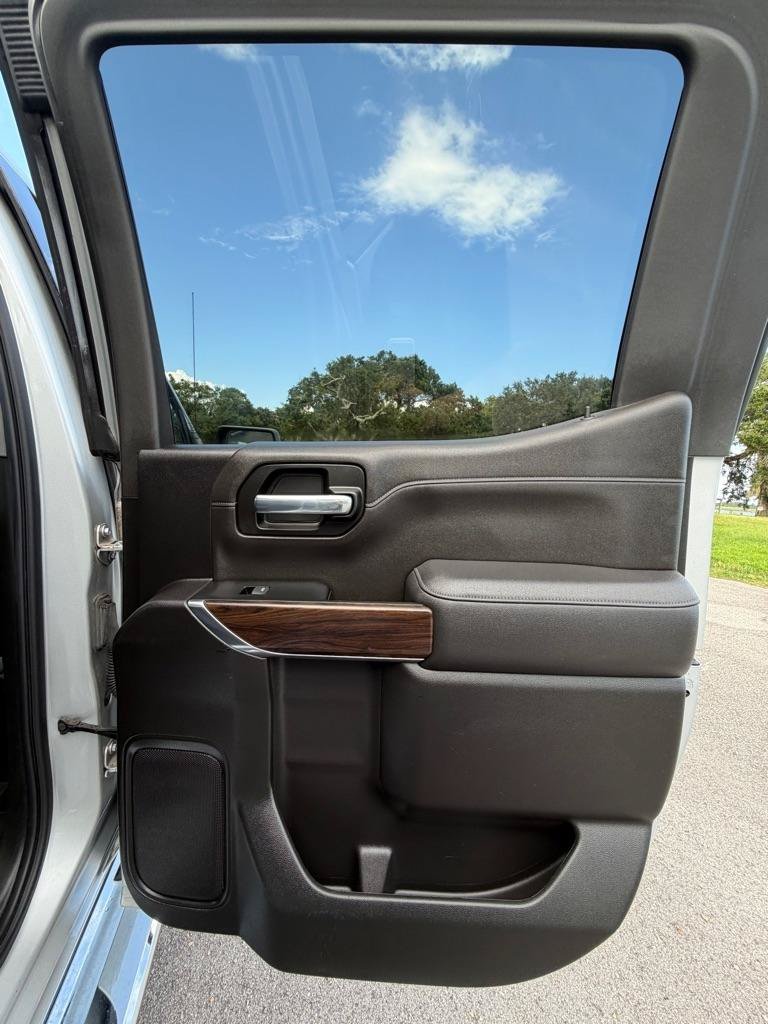 Used 2021 GMC Sierra 1500 SLT AWD/4WD image 18