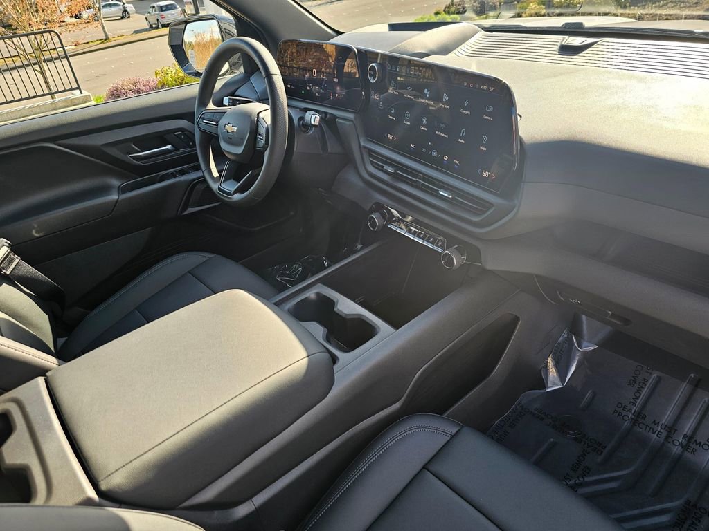 Used 2026 Chevrolet Silverado EV W/T AWD/4WD image 10