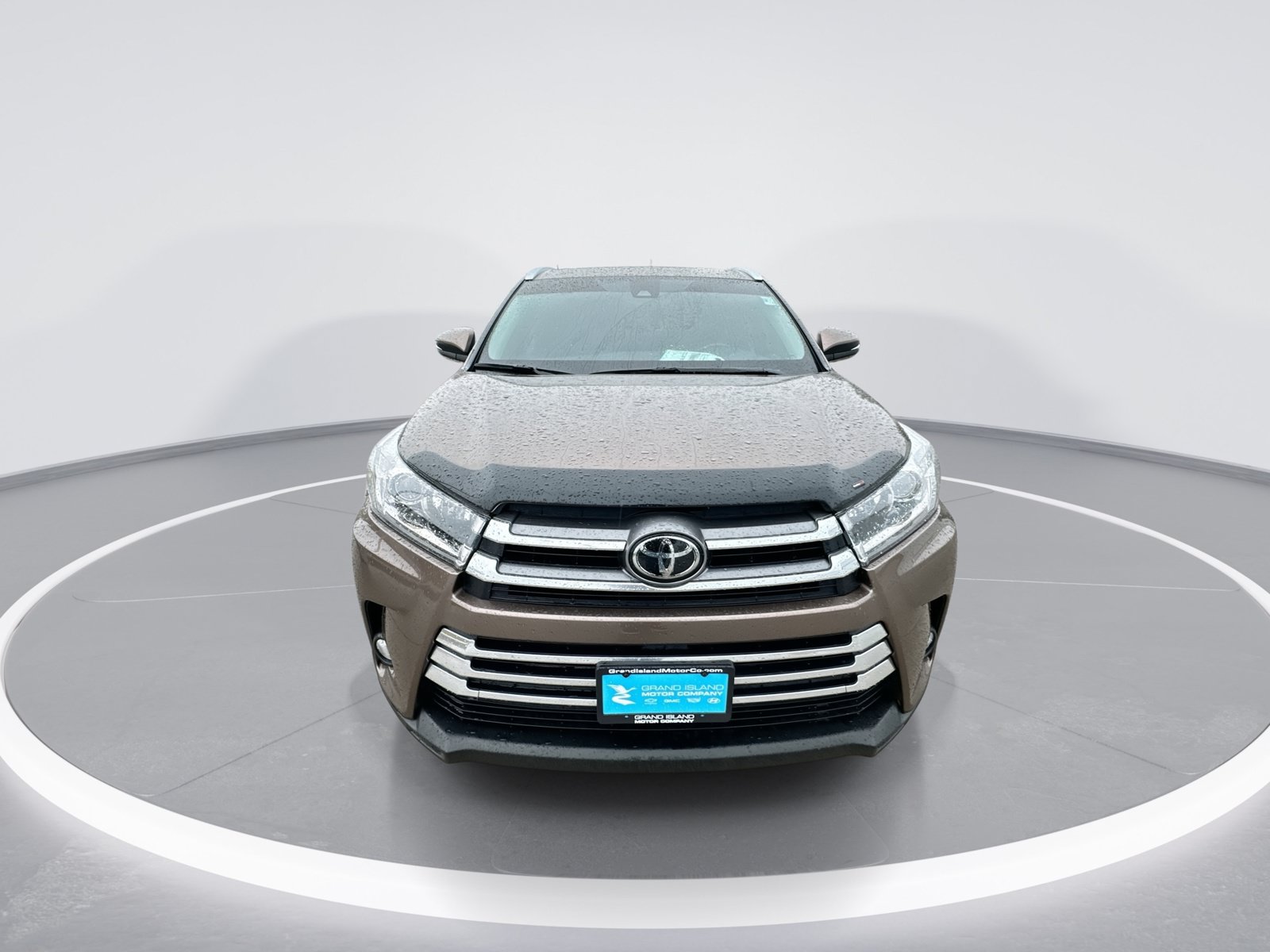 Used 2017 Toyota Highlander Limited AWD/4WD image 3