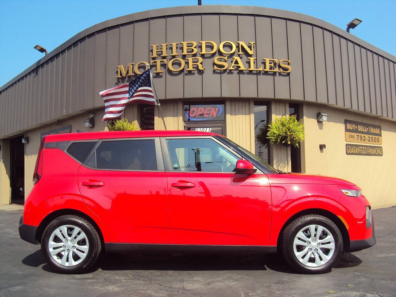 Used 2020 Kia Soul LX FWD image 1