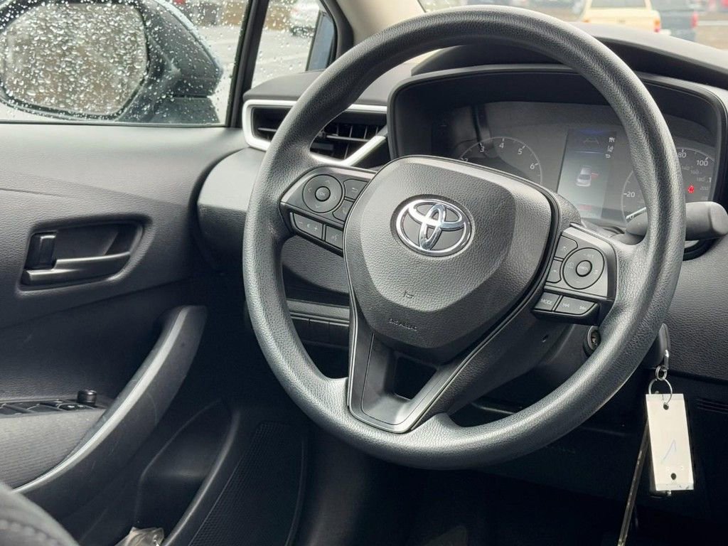 Certified 2025 Toyota Corolla LE image 15
