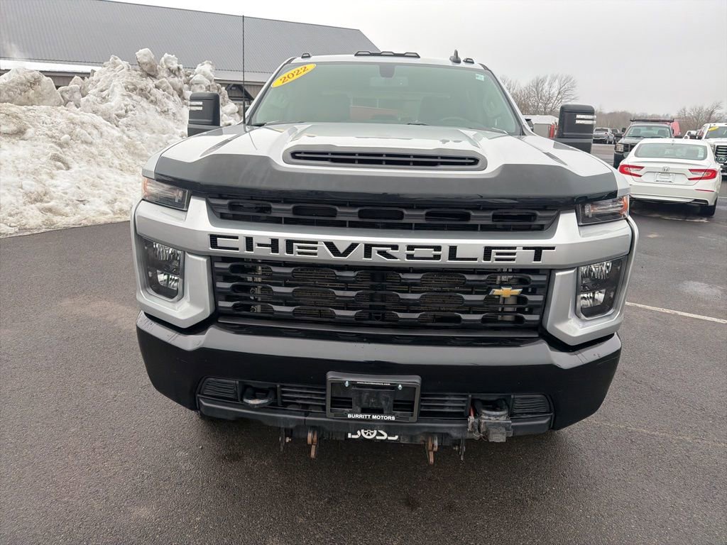 Used 2022 Chevrolet Silverado 2500 Custom w/ Custom Value Package image 2
