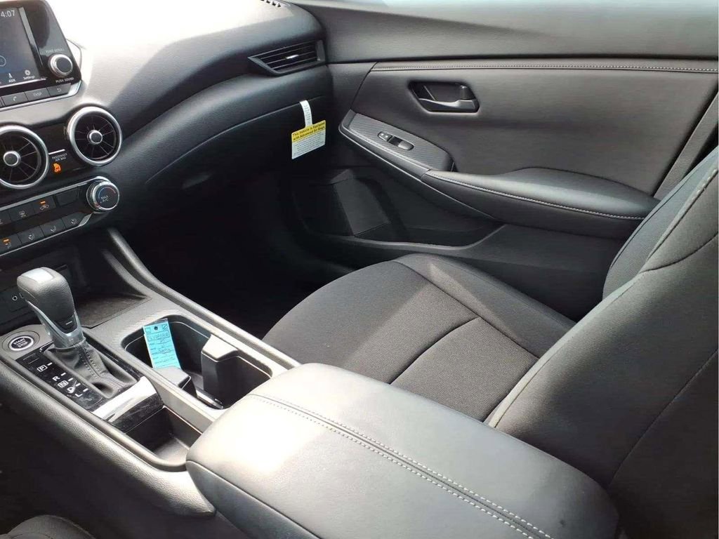 Used 2025 Nissan Sentra S image 12