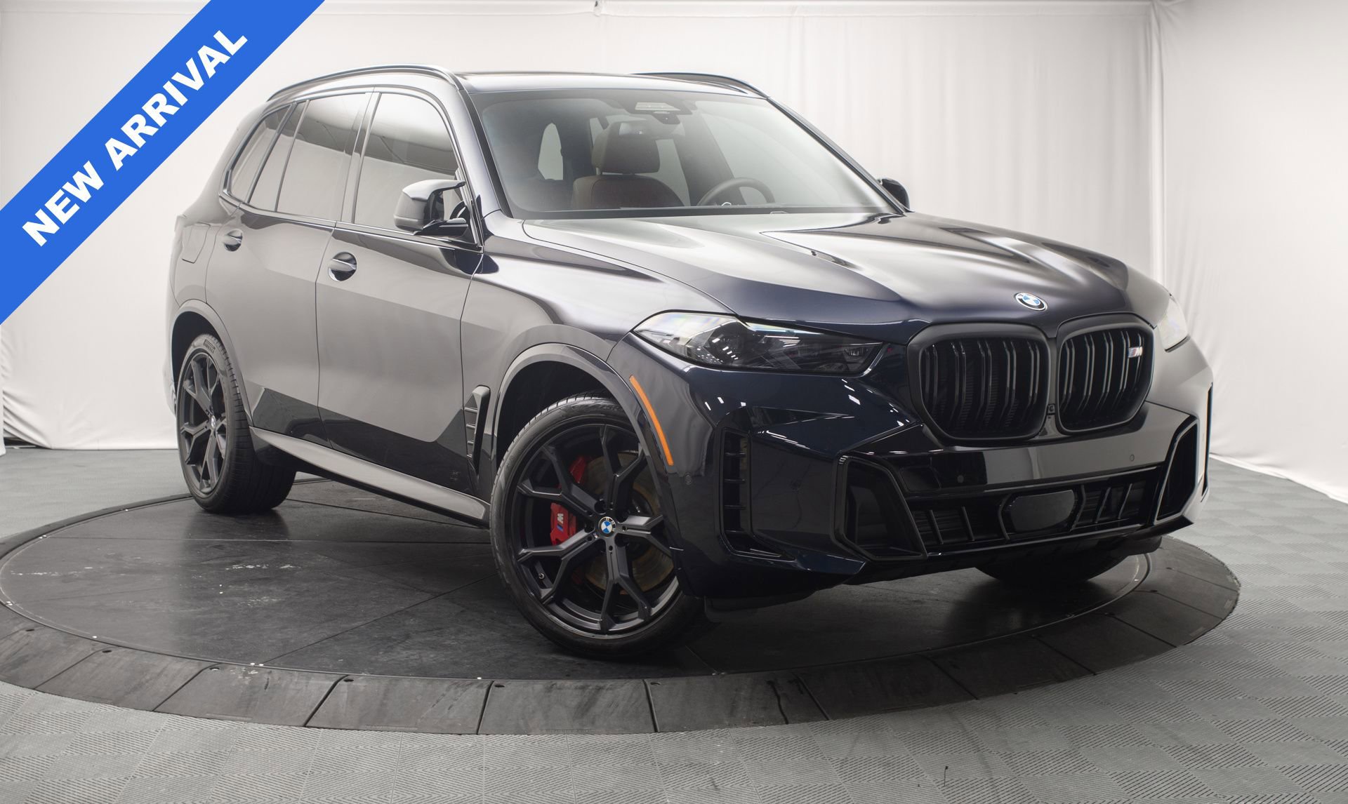 Used 2026 BMW X5 M60i AWD/4WD image 1