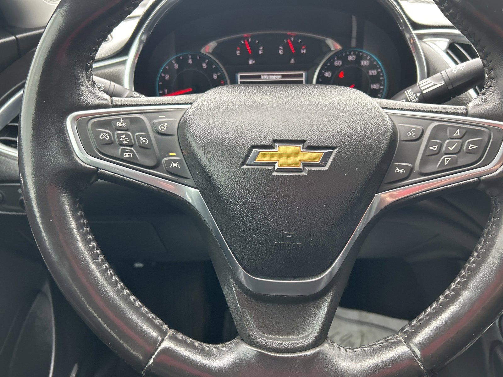 Used 2018 Chevrolet Malibu Premier w/ Premier Sun and Wheel Package image 13