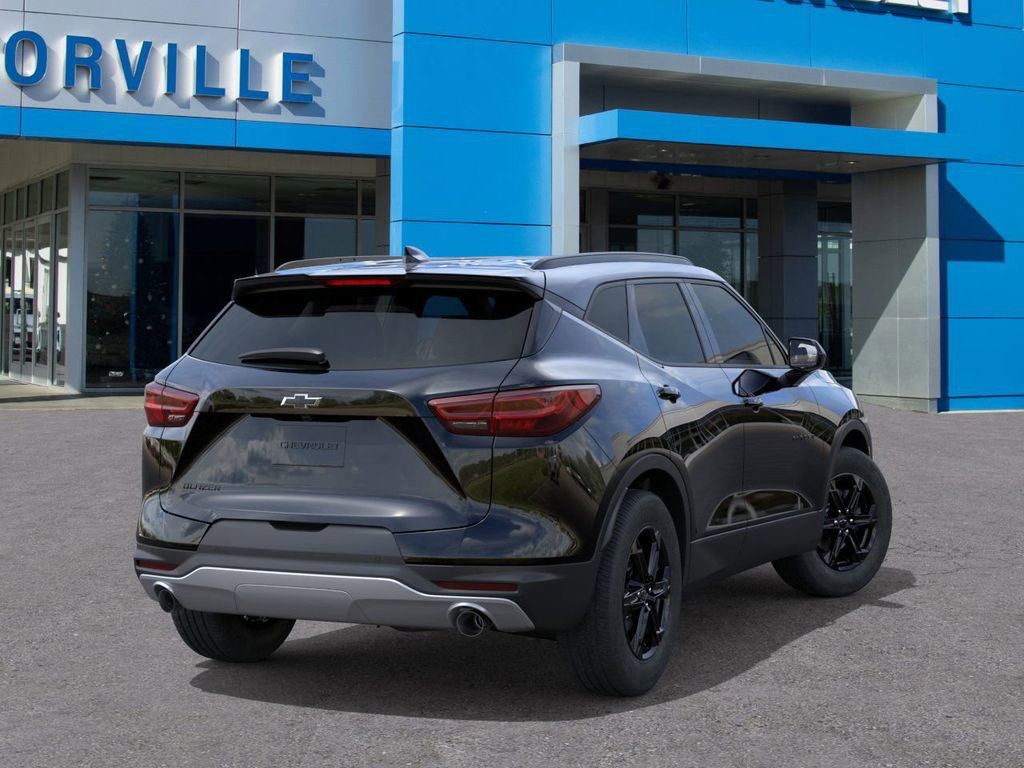 New 2026 Chevrolet Blazer LT image 4