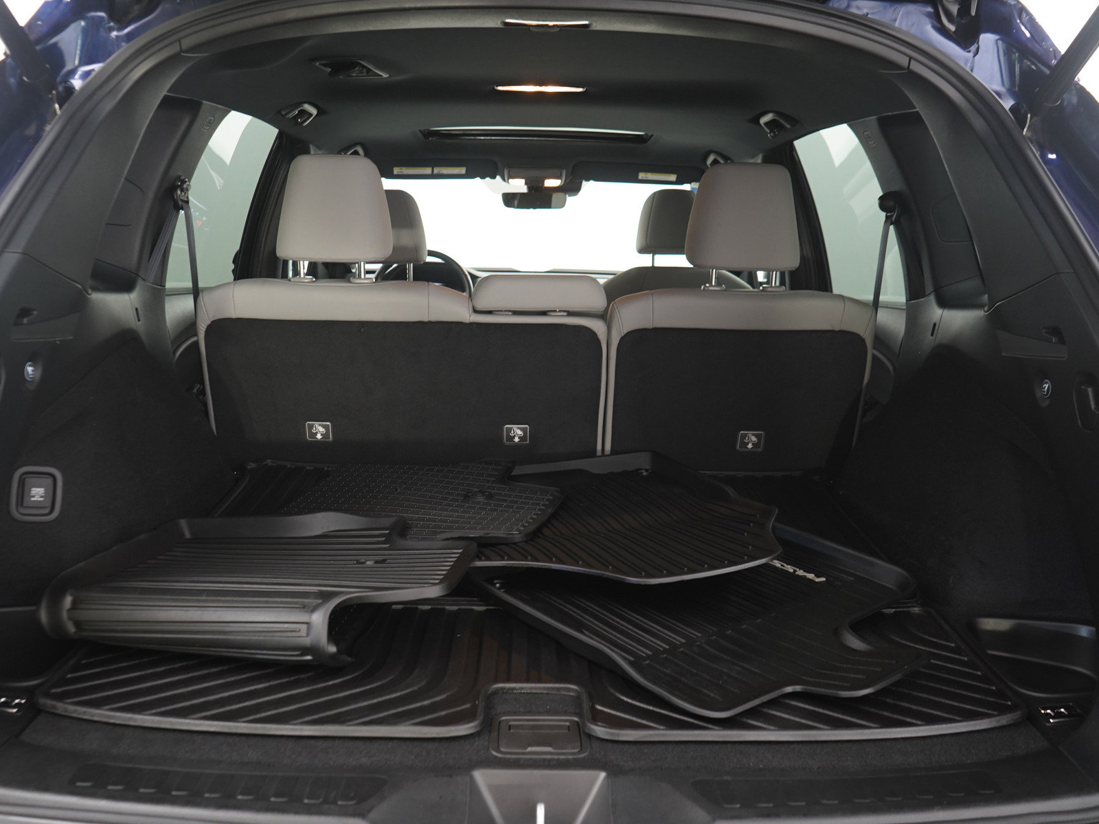 Used 2023 Honda Passport EX-L image 9