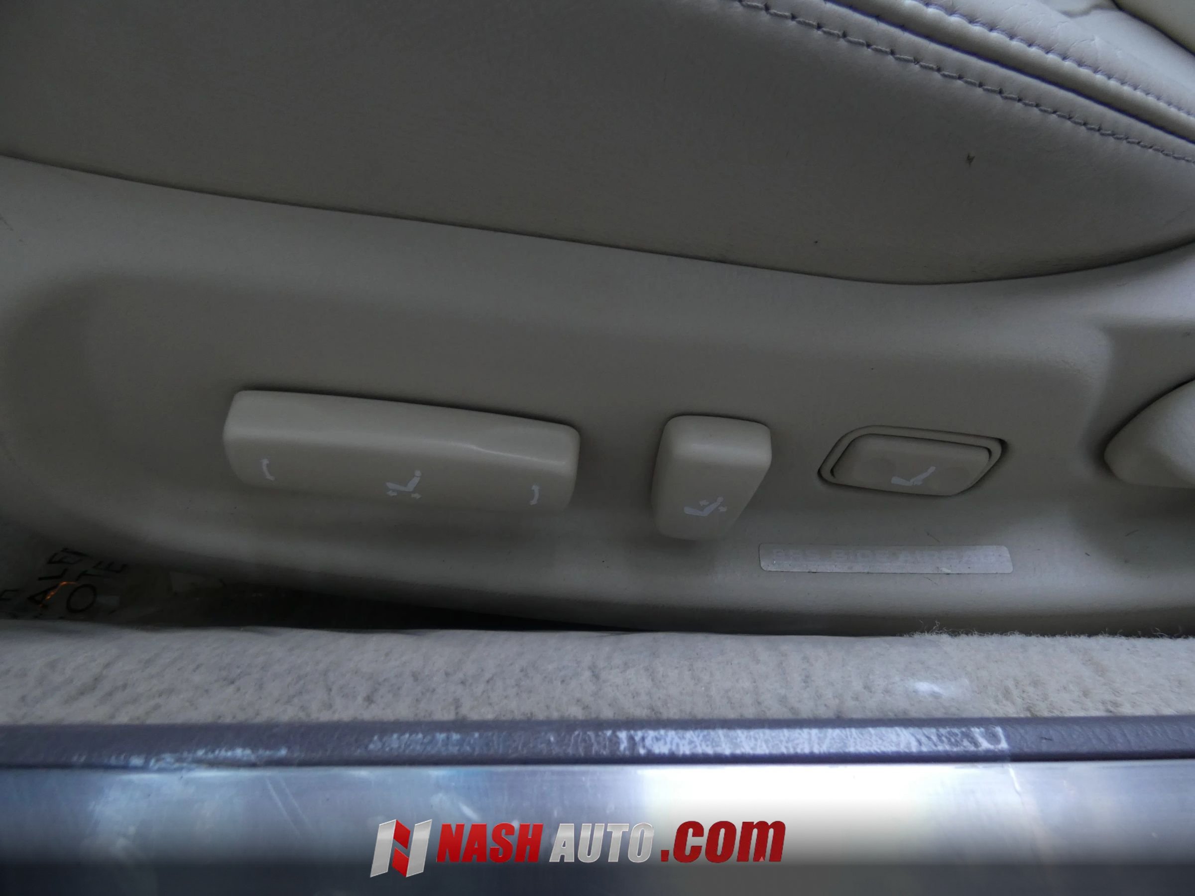 Used 2003 Lexus SC 430 Convertible RWD image 44