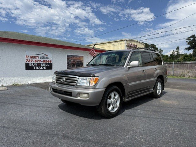 Used 2004 Toyota Land Cruiser AWD/4WD image 1