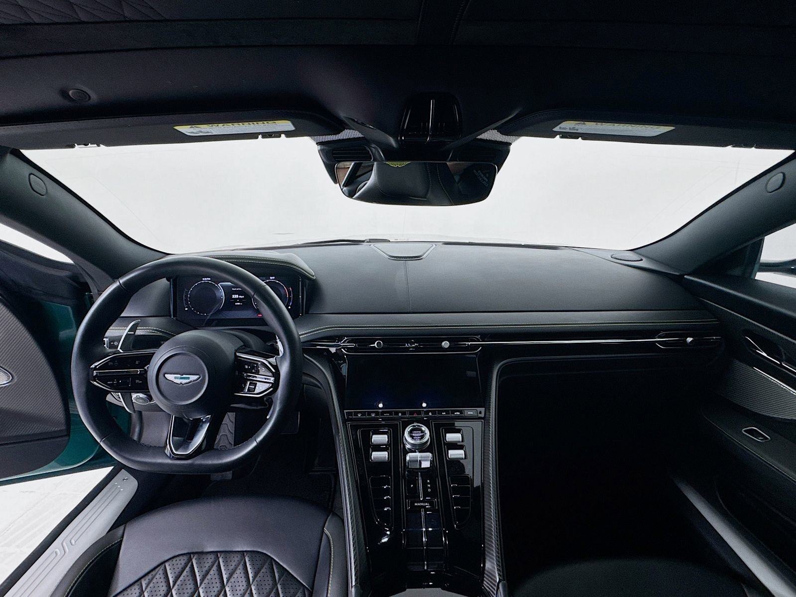 Used 2025 Aston Martin DB12 Coupe image 20