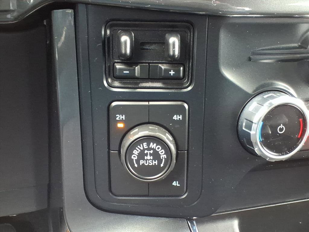 Certified 2022 Ford F150 XLT w/ Equipment Group 302A High image 20