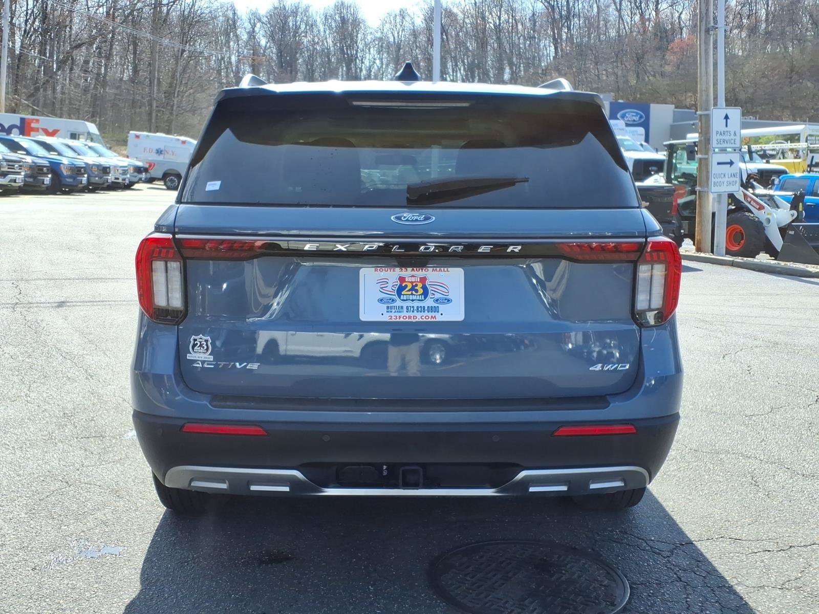 Certified 2025 Ford Explorer Active w/ Active Comfort Package AWD/4WD image 7